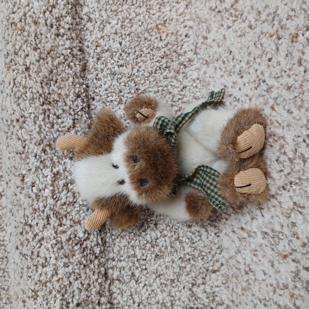 THE BOYDS BEARS COLLECTION Cow Adorable.  Ernestine Vanderhoof.  Rare. 5 inches